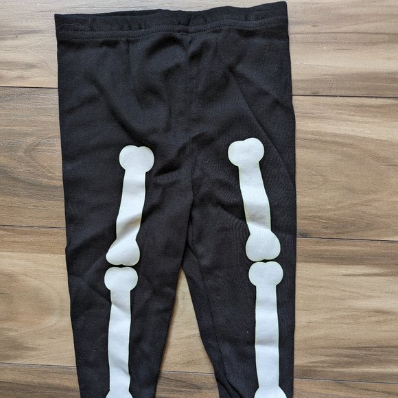 HALLOWEEN Glow In The Dark Baby Boys PJ Costume Pajamas Size 12 Months - Picture 6 of 9